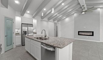 488 Plateau Dr, Socorro, TX 79927