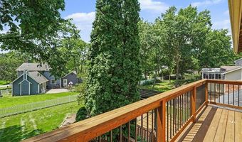 638 Old Ballwin Rd, Ballwin, MO 63021