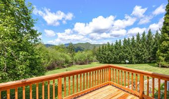 2409 Millers Gulch Rd, Gold Hill, OR 97525