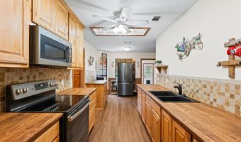 801 Hanover St, Weatherford, TX 76086