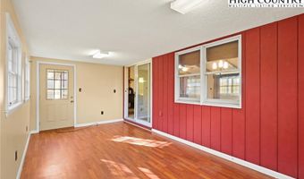 762 George Eggers Rd, Banner Elk, NC 28604