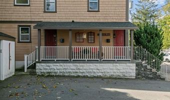 21 Slocum St, Newport, RI 02840