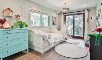 5617 Colodny Dr, Agoura Hills, CA 91301