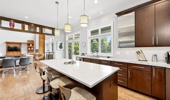 9 Dante Ct, Amherst, NY 14221