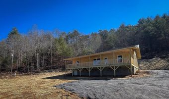 176 Old House, Brasstown, NC 28905