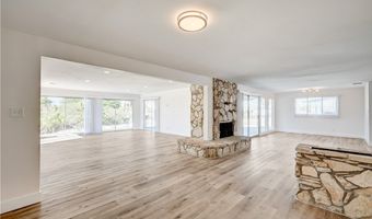 3504 Pioneer Cir, Las Vegas, NV 89107