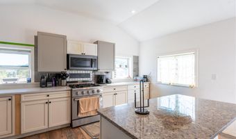 2 Harold Dr, Altamont, NY 12009