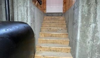14 Grandview Dr, Berlin, NH 03570