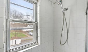 92 Baker St, Andover, NJ 07801