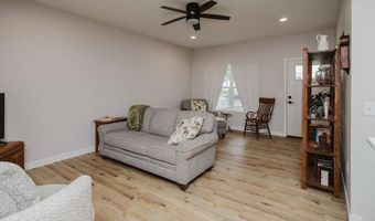 108 S Green St, Argyle, WI 53504