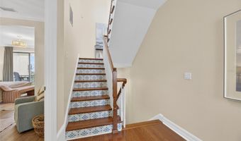 6408 MAYRA SHORES Ln, Apollo Beach, FL 33572