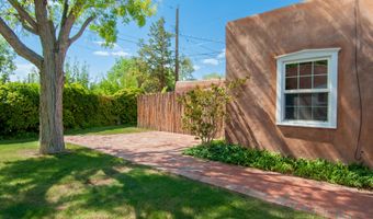 929 AVENIDA ESTRELLITA NE, Albuquerque, NM 87110