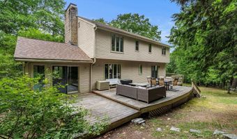 9 Pavillion Rd, Amherst, NH 03031