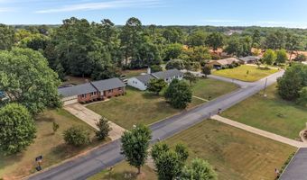 112 Shoally Park Dr, Boiling Springs, SC 29316