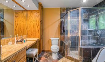 1010 E 34th St, Baxter Springs, KS 66713