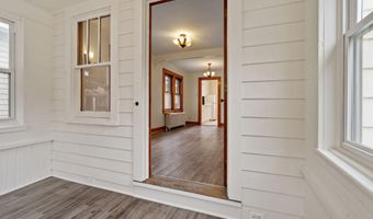 28 Tremont St, Albany, NY 12205