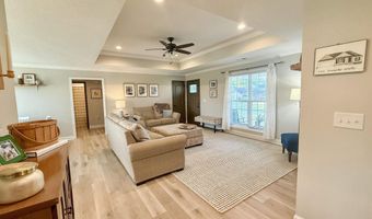 444 Granite Cir, Albertville, AL 35950
