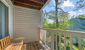 104 Glenleaf Dr, Peachtree Corners, GA 30092