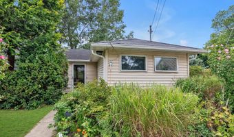 7 Swartout Pl, Amityville, NY 11701