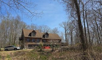 74 Blue Pond Trl, Hopkinton, RI 02832