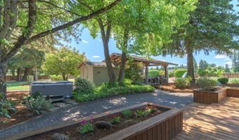 87313 CHINQUAPIN Loop, Veneta, OR 97487