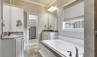 19455 Kellywood Ct, Baton Rouge, LA 70809