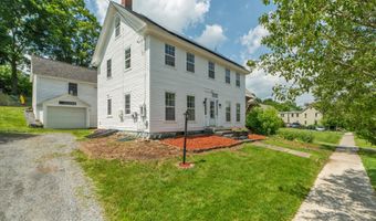 146 S Main St, Bradford, VT 05033