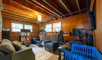 18 Cobb Rd, Ashburnham, MA 01430