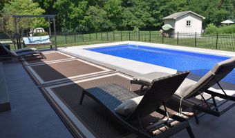 8034 Clearwater Ct, Plainfield, IN 46168