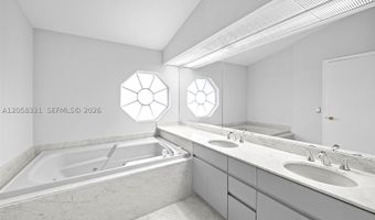 3748 NE 209th Ter, Aventura, FL 33180