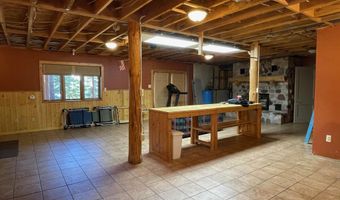 6856 Five Mile Pt, Allouez, MI 49805