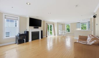 12 Honora Ln 12, Bourne, MA 02532