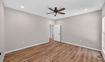 6700 Parwood Dr, Baxter, TN 38544