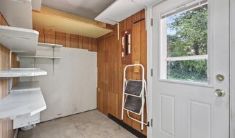 47 Fayette Ln, Aberdeen, NJ 07747