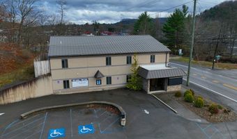 725 RITTER Dr, Beaver, WV 25813