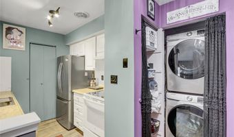 615 Broadway 15, Amityville, NY 11701