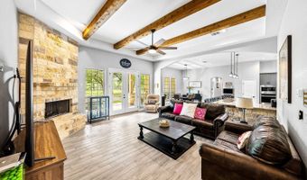 156 Crescent Rdg, Adkins, TX 78101