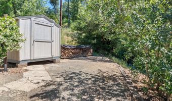 460 Bella Vista Dr, Angwin, CA 94508