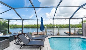 909 SILVER PALM Way, Apollo Beach, FL 33572