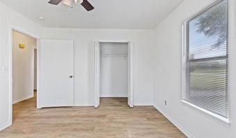 420 S Riggins St, Anna, TX 75409