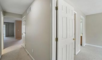 621 Covedale Ave, Delhi, OH 45238