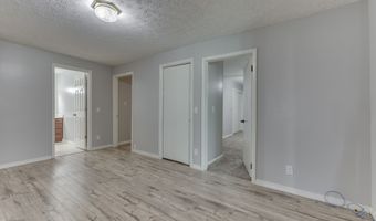 8611 Bluff Rd, Indianapolis, IN 46217