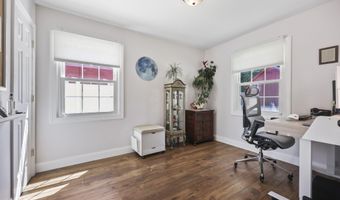 47 Overlea Ln, Aberdeen, NJ 07747