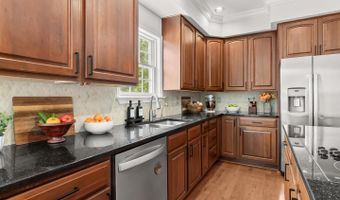 16 FARM RIDGE Ct, Baldwin, MD 21013