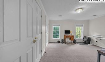 317 Dillard Dr, Jefferson, NC 28640