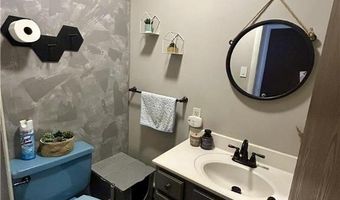 804 W Susquehanna St, Allentown, PA 18103