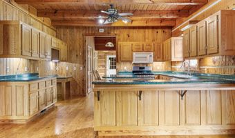 1793 Cherokee Dr, Bean Station, TN 37708