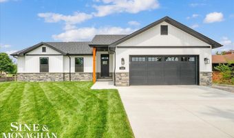 144 Channelsyde Dr, Algonac, MI 48001