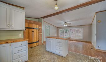 80 Viola Ln, Balsam Grove, NC 28708