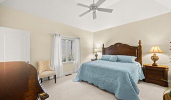 22 Prestwick Rd 22, Bourne, MA 02532